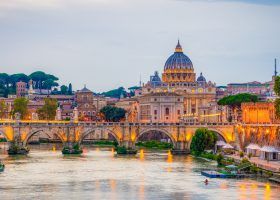 Top Things to do in Rome Video Guide - 28 min Ponte Sant'Angelo at sunset